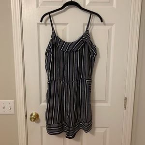 Never worn LOFT Romper Sz 10
